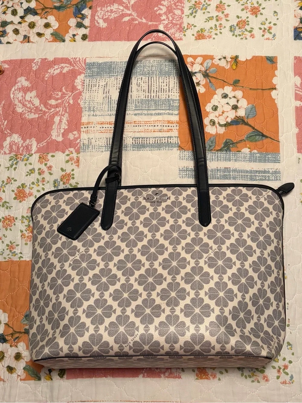 Kate Spade signature spade flower large tote with black trim